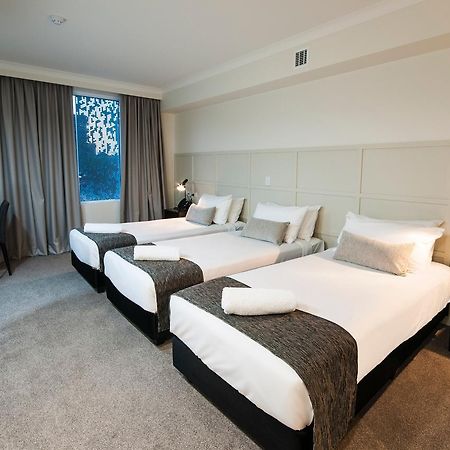 גולד קוסט Woodroffe Hotel מראה חיצוני תמונה